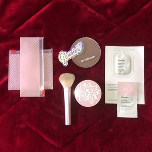 Glossier Wowder w/ brush & accessories ✨💕